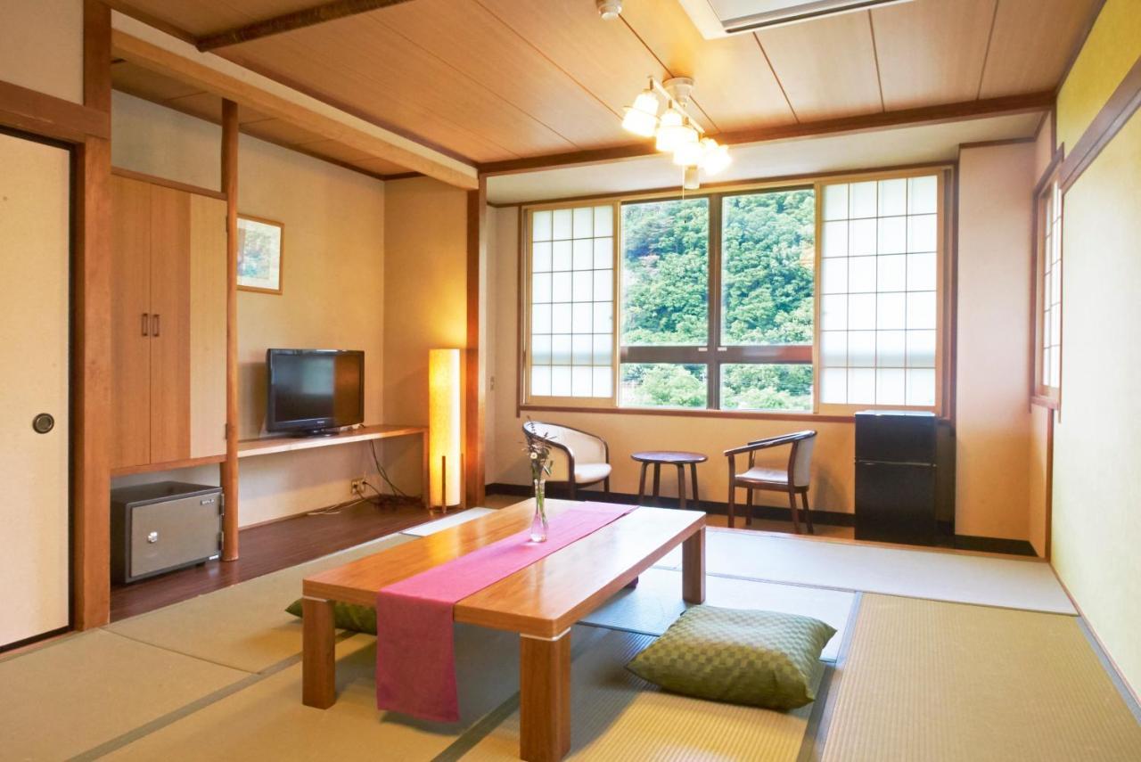 Hotel Yutoriro Bandai Atami Korijama Exteriér fotografie