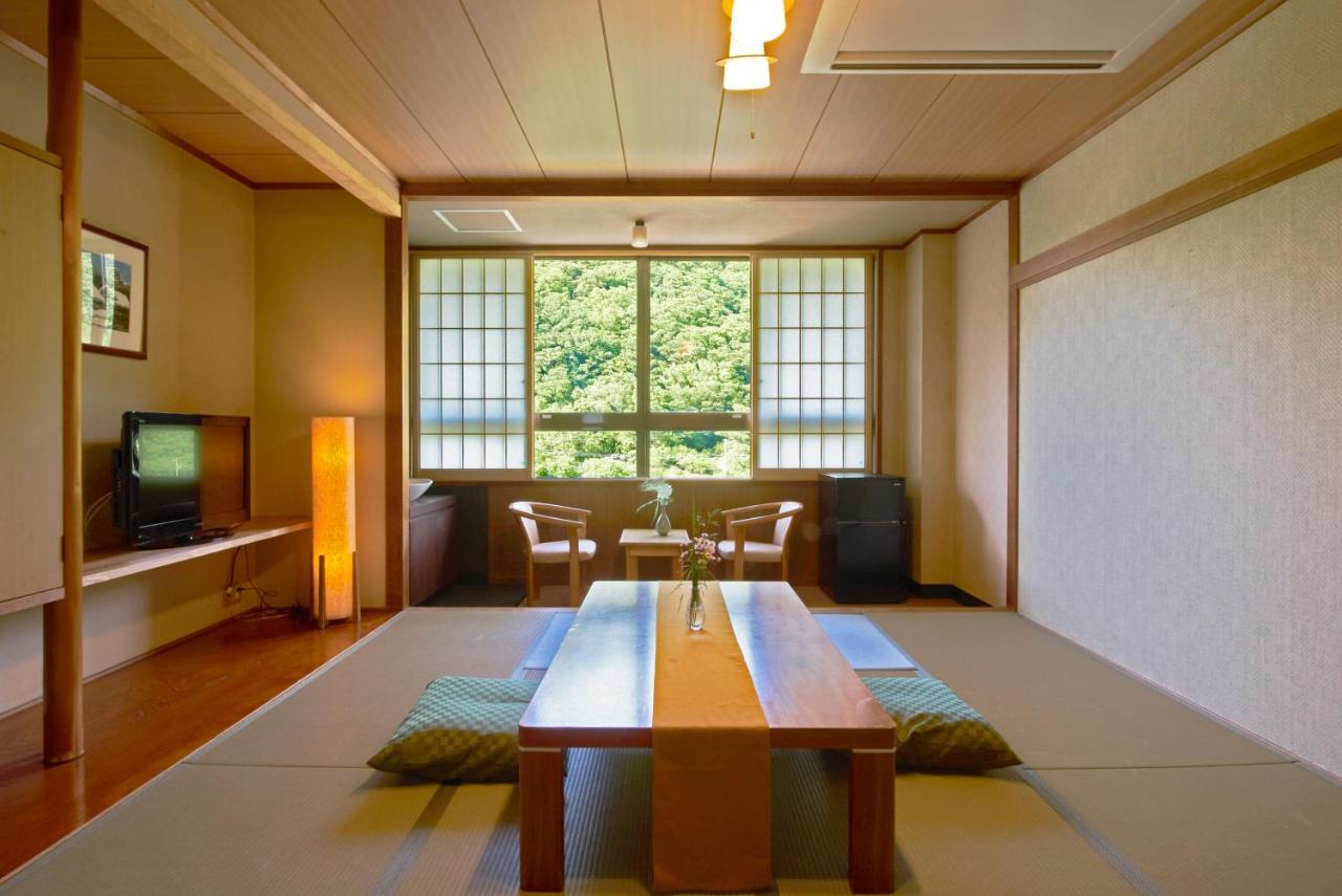 Hotel Yutoriro Bandai Atami Korijama Exteriér fotografie